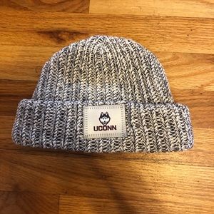 UConn Huskies beanie
